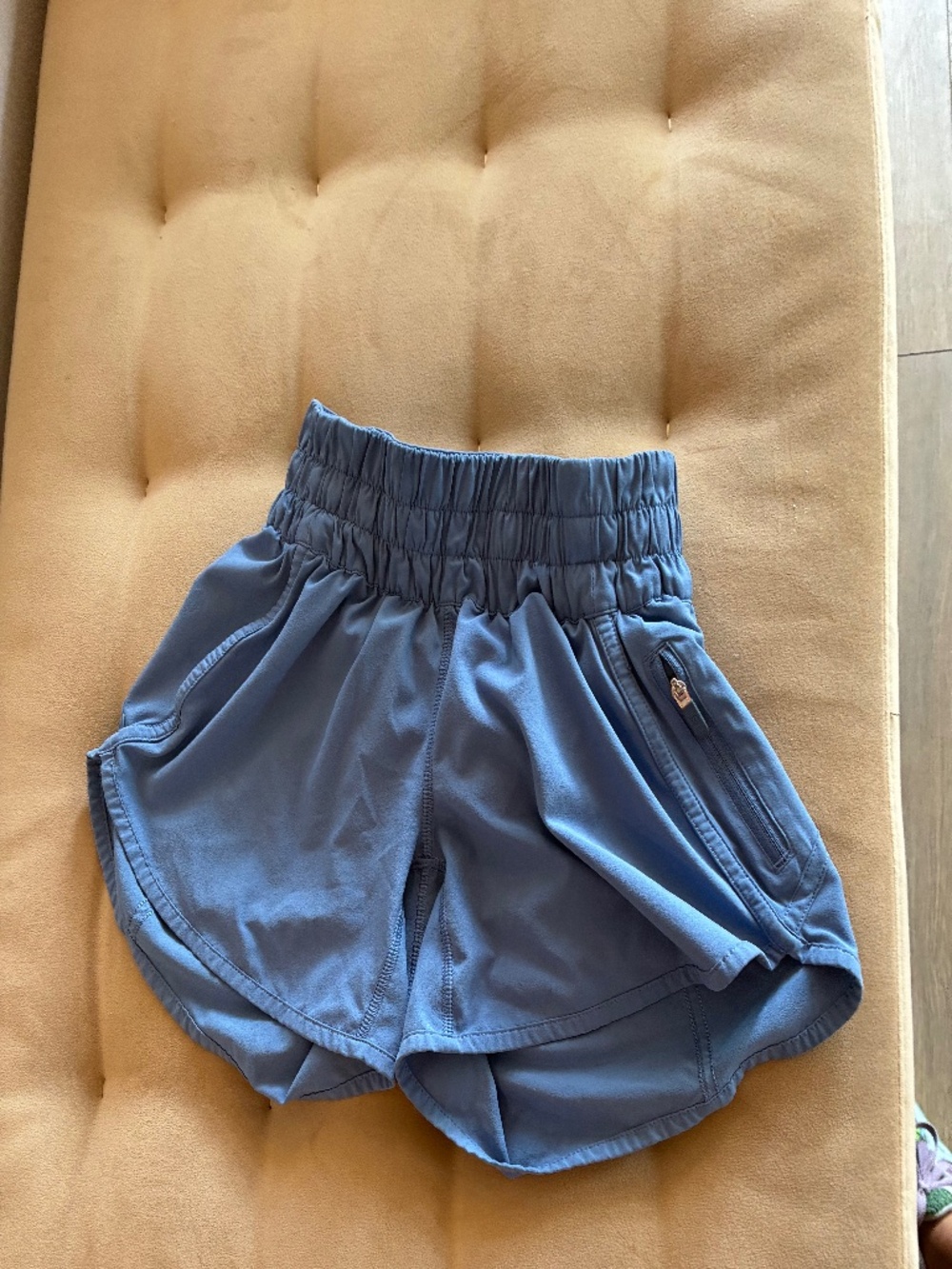 Lululemon hotty hot low rise 2.5”